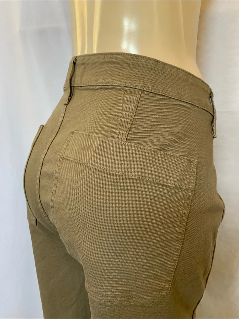 MADEWELL Women’s Jeans High-Rise Wide Leg Crop Pants in Olive Green Size 37
NWOT - Picture 4 of 5
